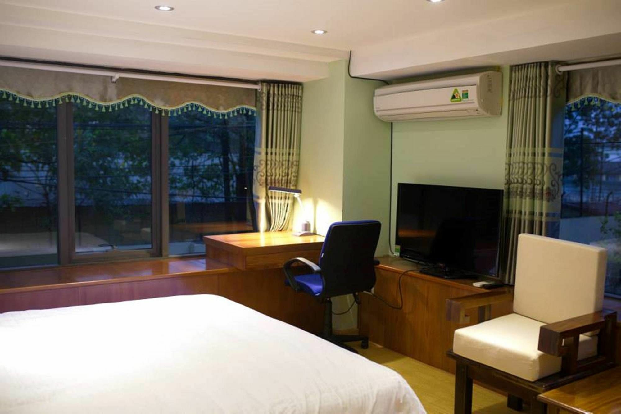 Poonsa Nguyen Phong Sac Apartment ฮานอย ภายนอก รูปภาพ