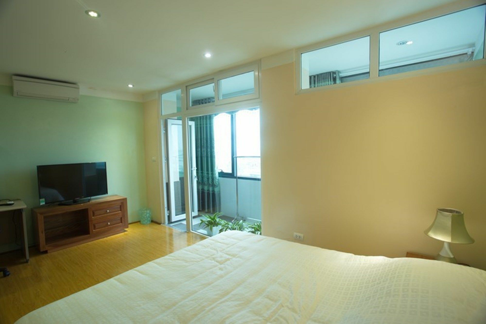 Poonsa Nguyen Phong Sac Apartment ฮานอย ภายนอก รูปภาพ