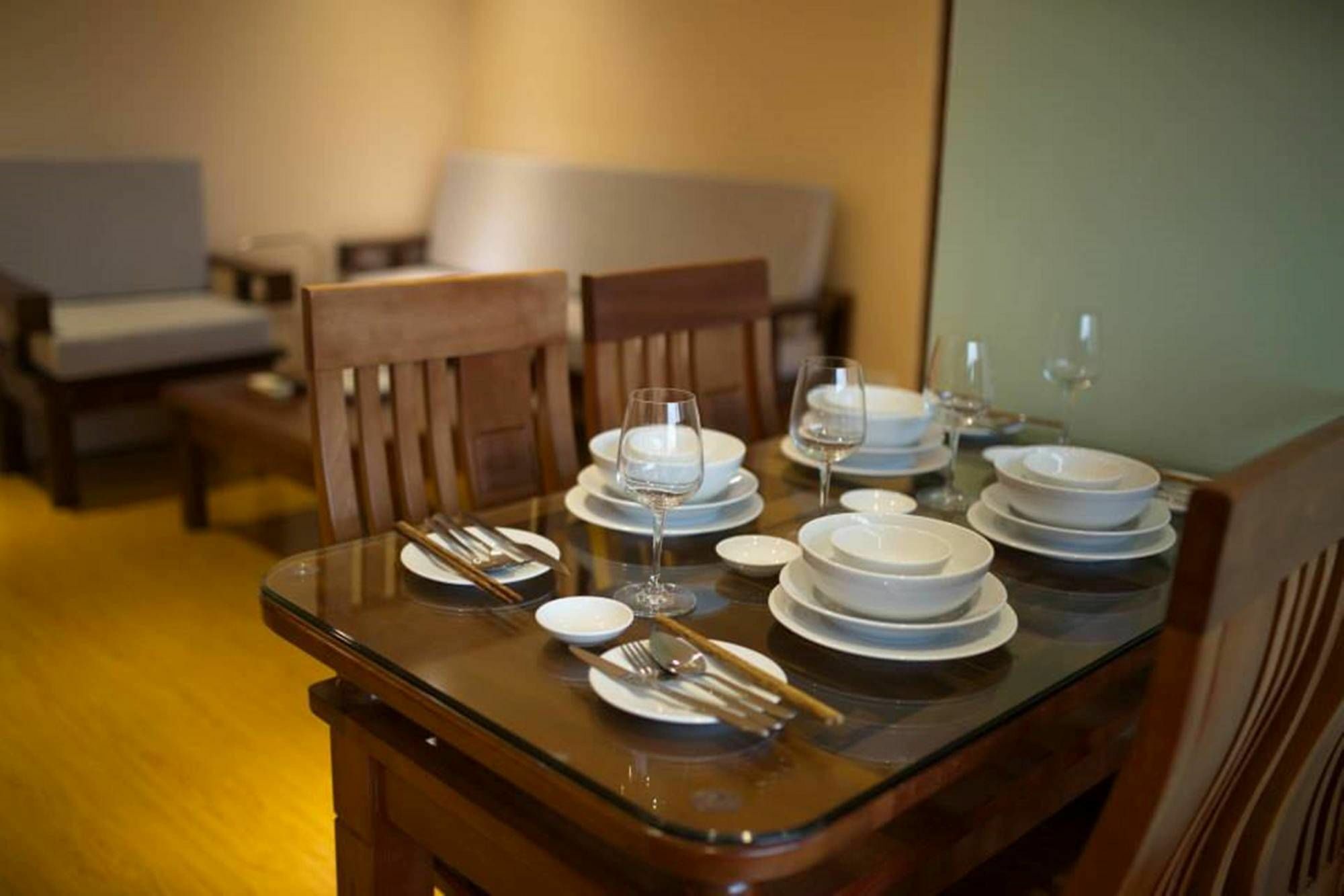 Poonsa Nguyen Phong Sac Apartment ฮานอย ภายนอก รูปภาพ