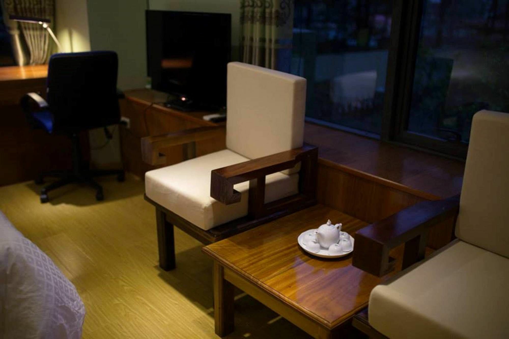 Poonsa Nguyen Phong Sac Apartment ฮานอย ภายนอก รูปภาพ